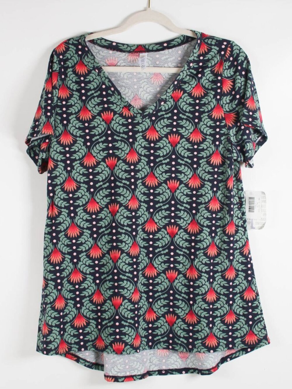 LuLaRoe Christy Tee L Botanical Floral Print V-Neck Top NWT